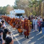 ถอดบทเรียนล้ำค่า: เราได้รู้อะไรจากการ "เดินเพื่อสันติภาพ" (Walk for Peace) ของพระสงฆ์?