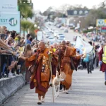 เจาะลึกปรากฏการณ์ Walk for Peace 2025-2026: ทำไมคนอเมริกันและทั่วโลกถึงจับตามอง?