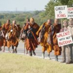 ทำไมคริสเตียนถึงโกรธมากเรื่องที่พระสงฆ์เดินเพื่อสันติภาพ?